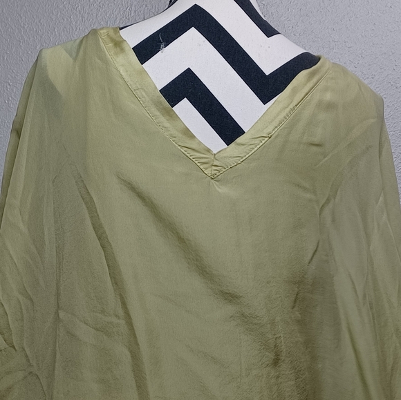 Sofia Made in Italy Artsy 100% Silk Boho Blouse - Picture 7 of 15